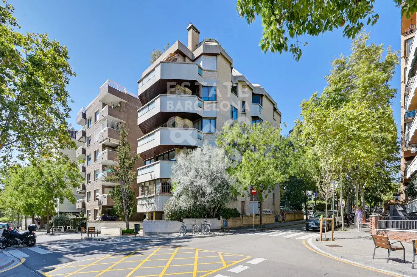 Vista exterior de Pis en venda en Barcelona amb Aire condicionat, Calefacció i Terrassa