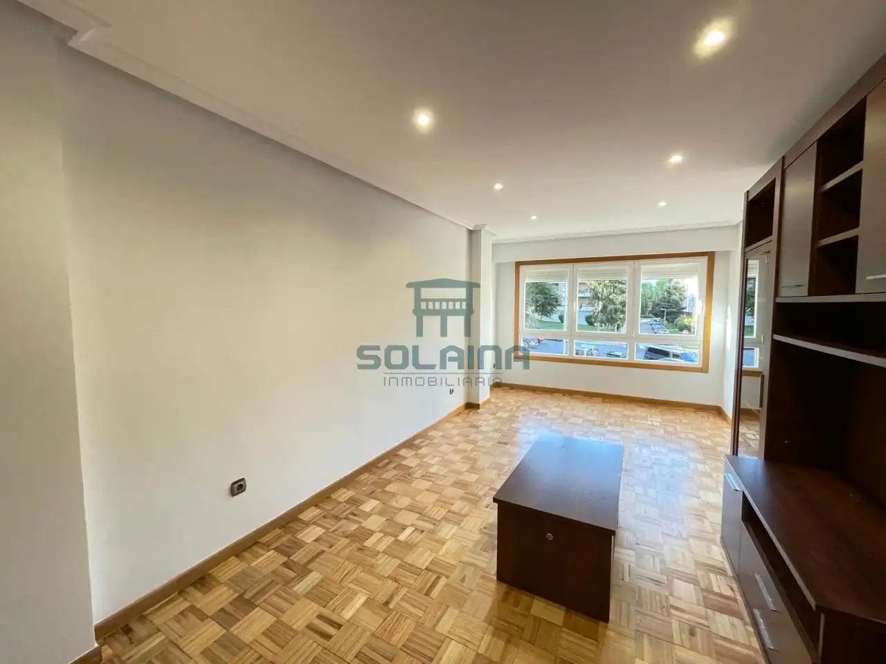 Flat with terrace for sale in Vistahermosa