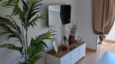 Foto 2 de Piso de alquiler en Nueva Andalucía, Almería