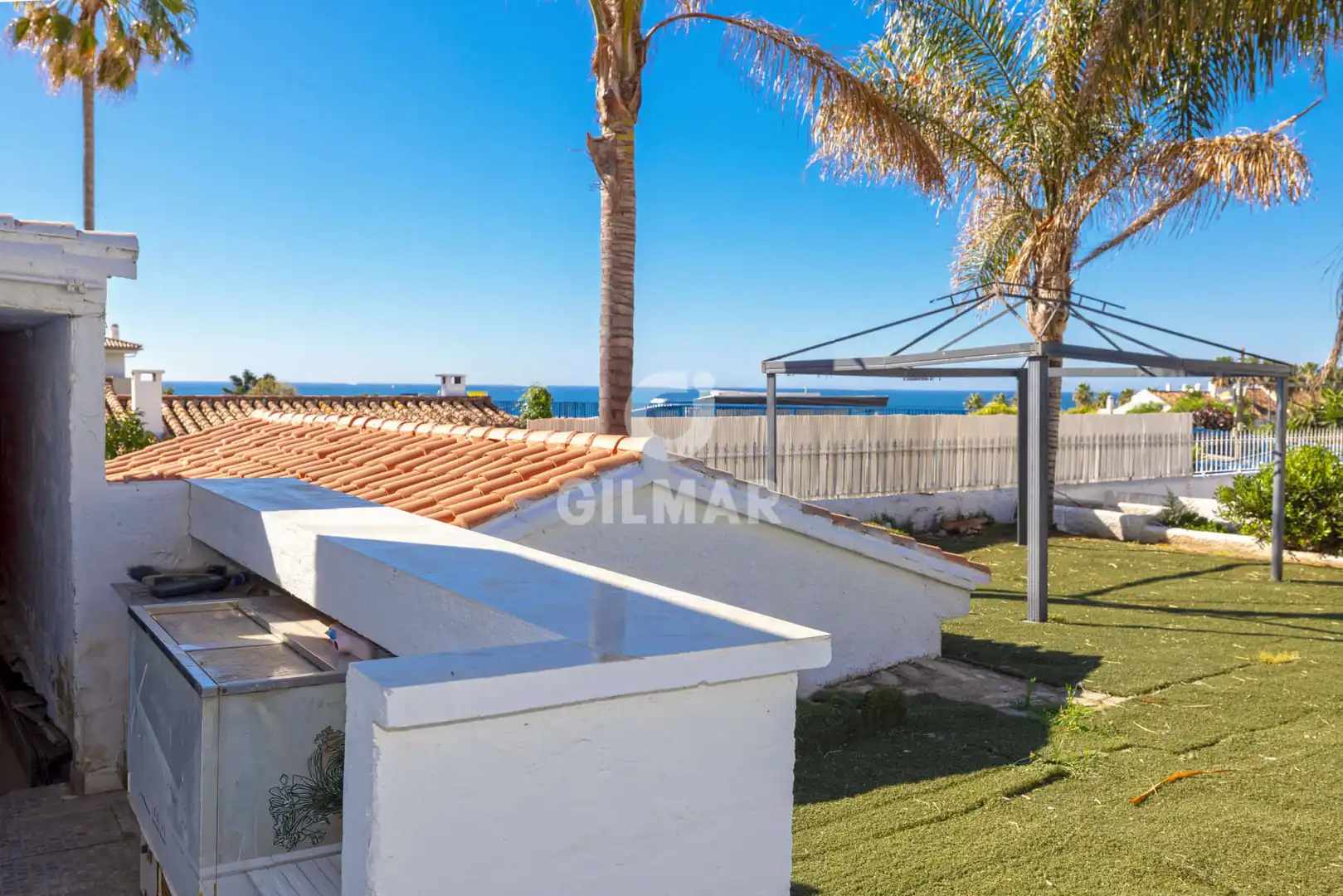 Terrassa de Casa o xalet en venda en Estepona amb Calefacció, Jardí privat i Piscina