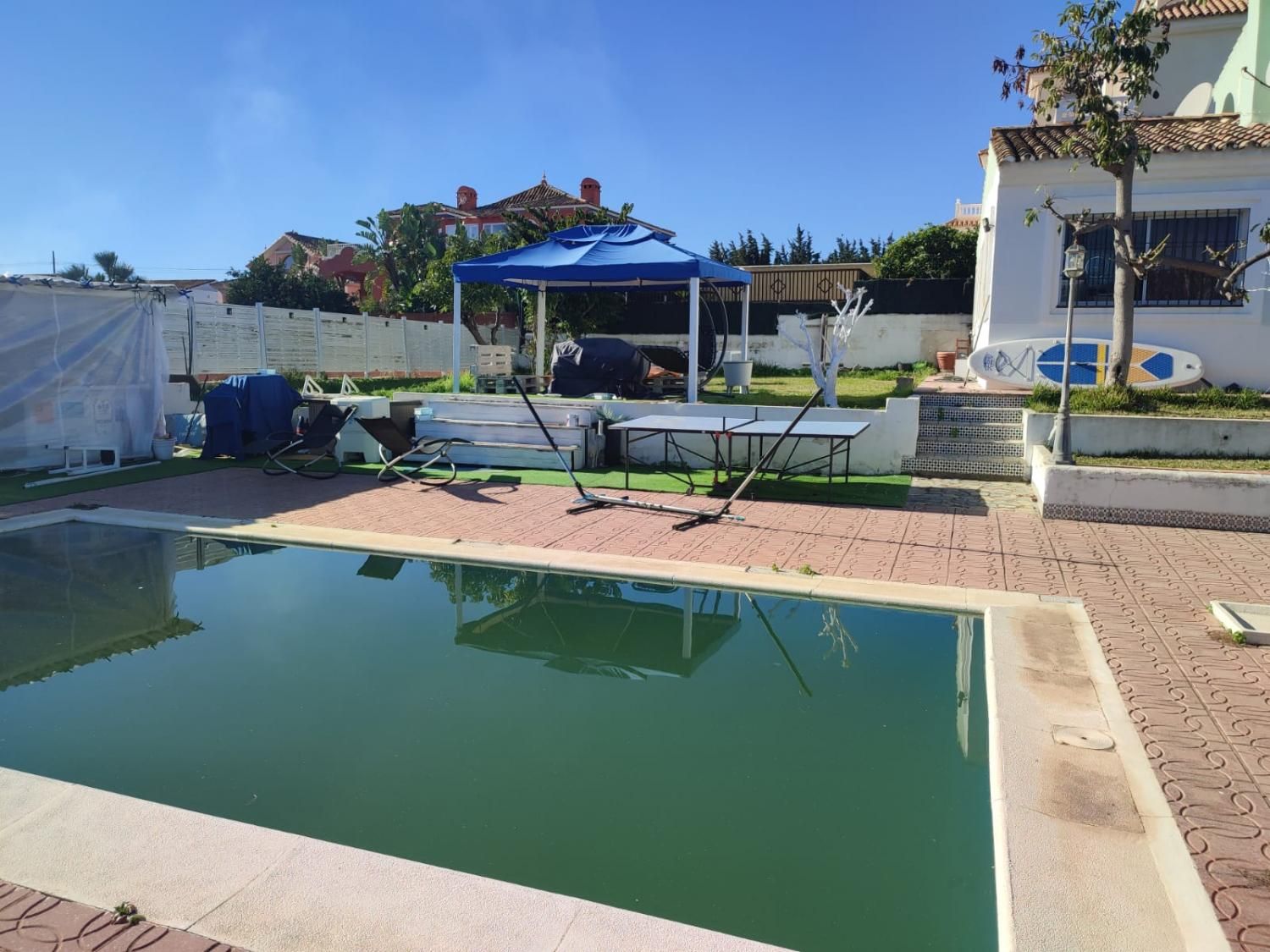 Swimming pool of Single-family semi-detached for sale in Estepona  with Air Conditioner, Storage room and Furnished