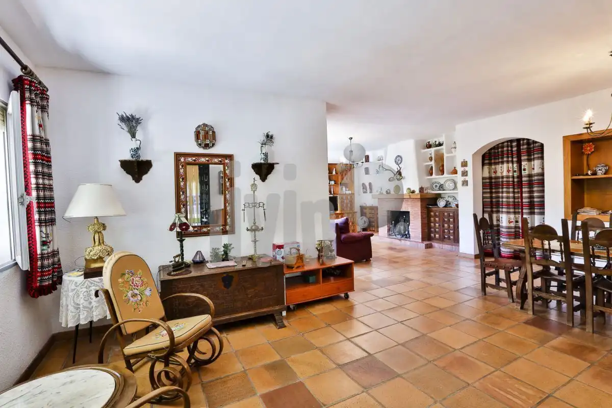 Sala de estar de Casa o chalet en venta en Jaén con Aire acondicionado, Jardín privado y Terraza