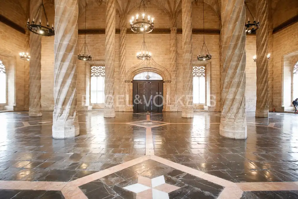 Flat for rent in Valencia  with Air Conditioner, Heating and Terrace