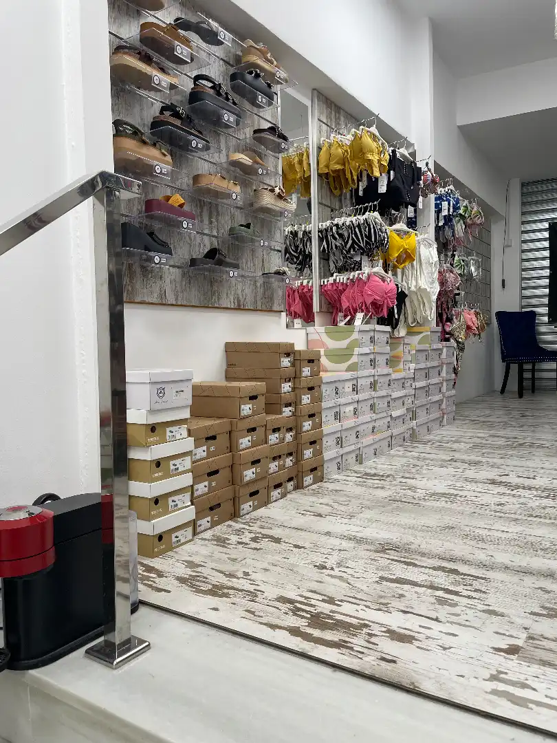 Local en traspas en Torremolinos amb Aire condicionat i Moblat