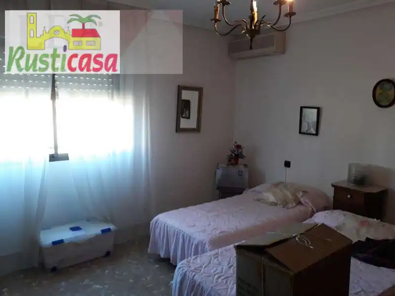 Habitación de Finca rústica en venta en Jaén con Terraza y Amueblado