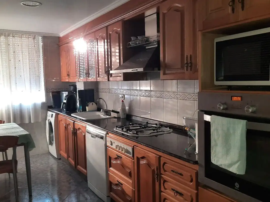Küche von Wohnung zum Verkauf in  Valencia Capital mit Klimaanlage und Balkon