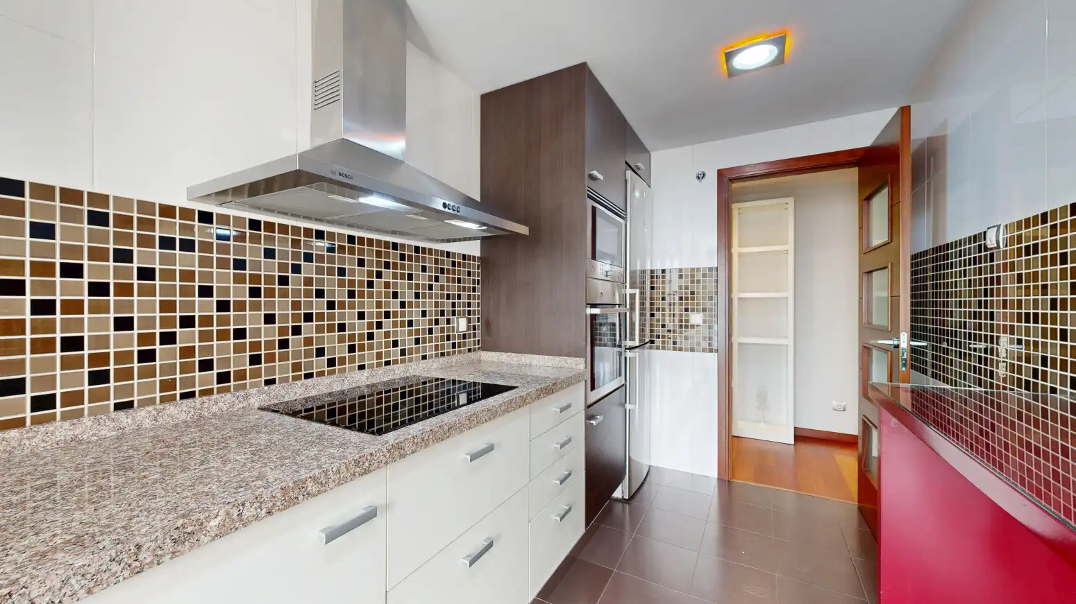 Kitchen of Flat for rent in Mislata  with Air Conditioner, Parquet flooring and Storage room