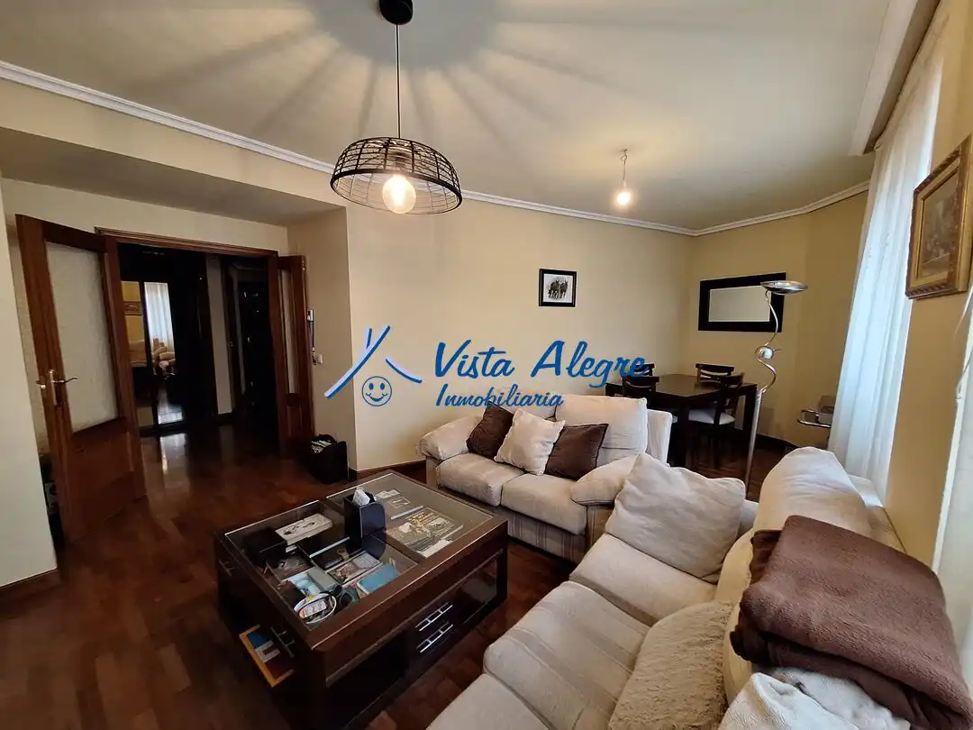 Piso con terraza en venta en Calle Arsenio Marcelino Salazar, imagen 4