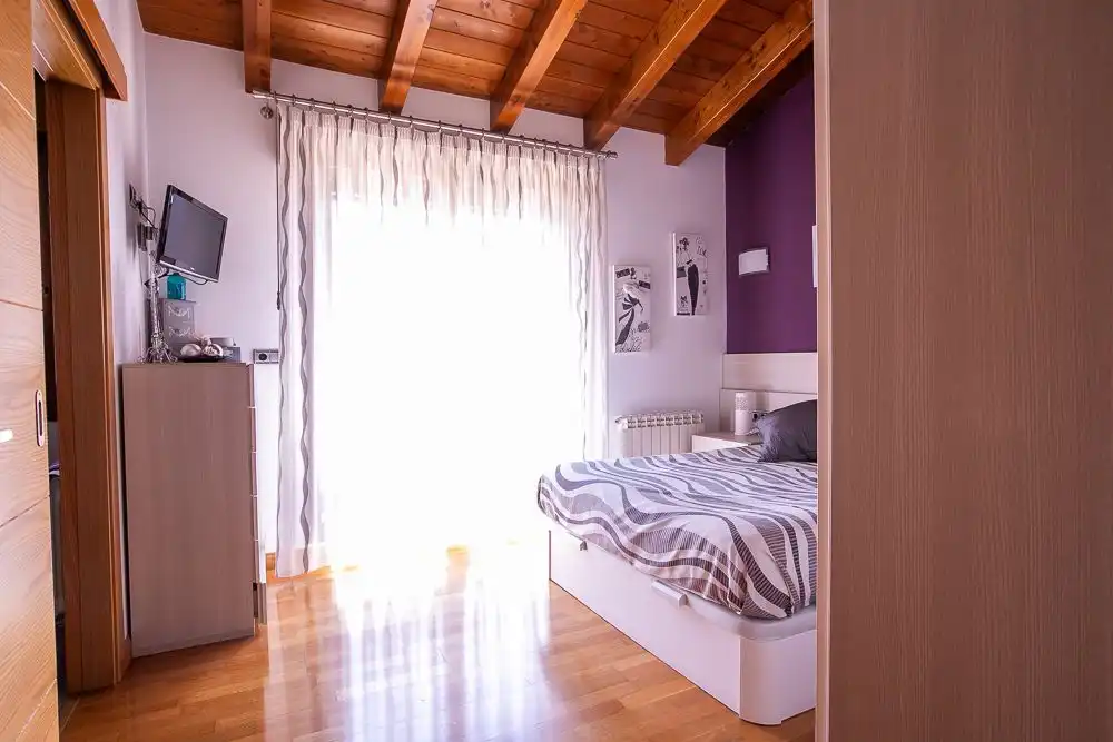 Habitación de Casa adosada en venta en Irurtzun con Aire acondicionado, Calefacción y Trastero
