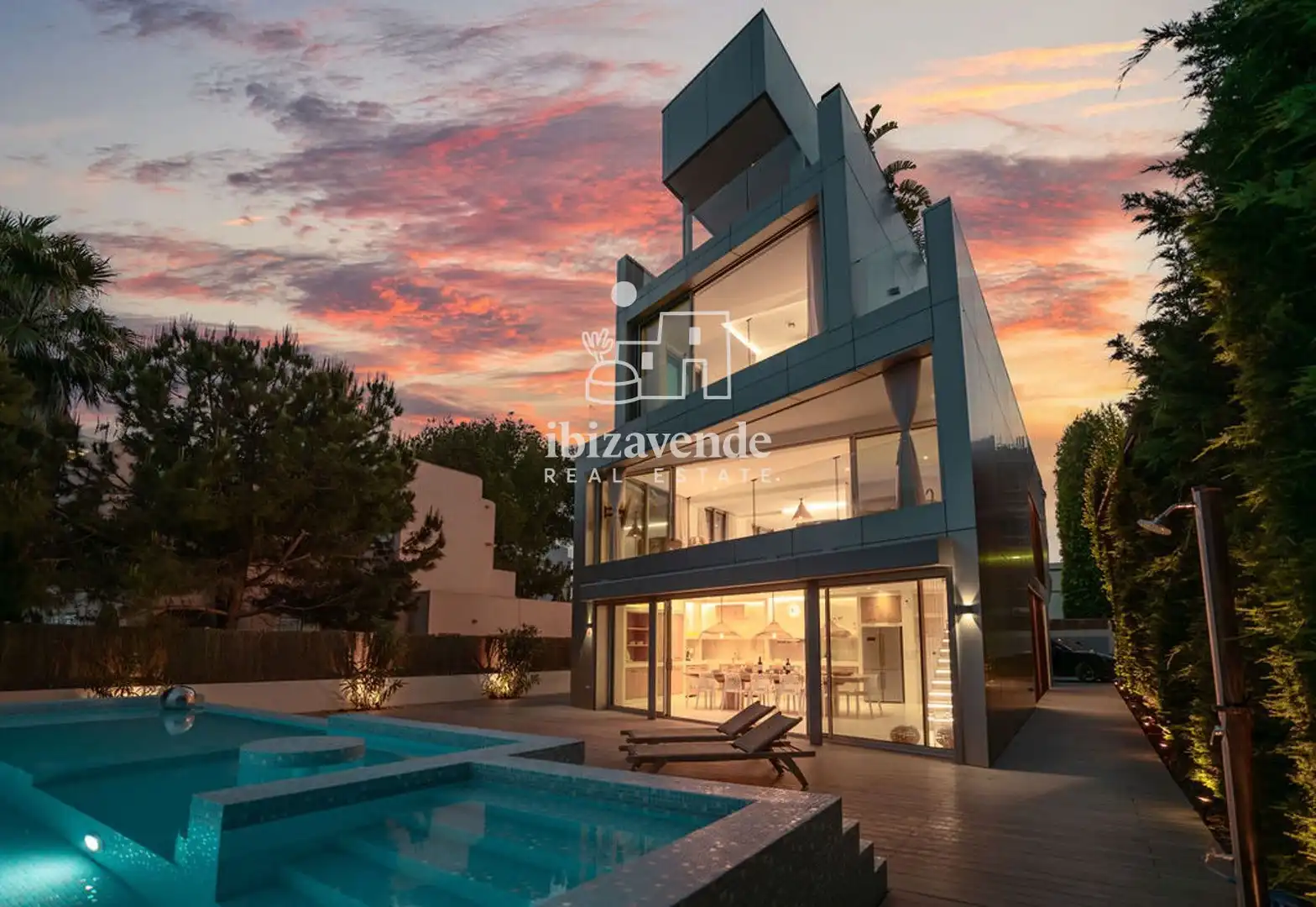 Vista exterior de Casa o xalet en venda en Eivissa amb Aire condicionat, Calefacció i Terrassa