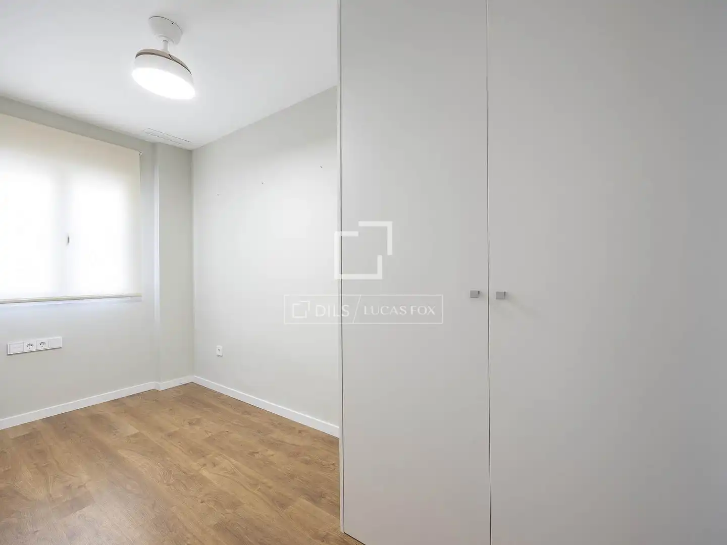 Habitación de Ático de alquiler en Valencia con Aire acondicionado, Parquet y Terraza