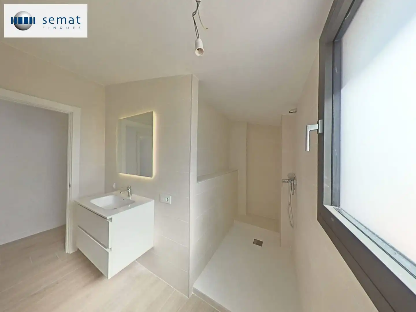 Badezimmer von Maisonette zum Verkauf in Tàrrega
