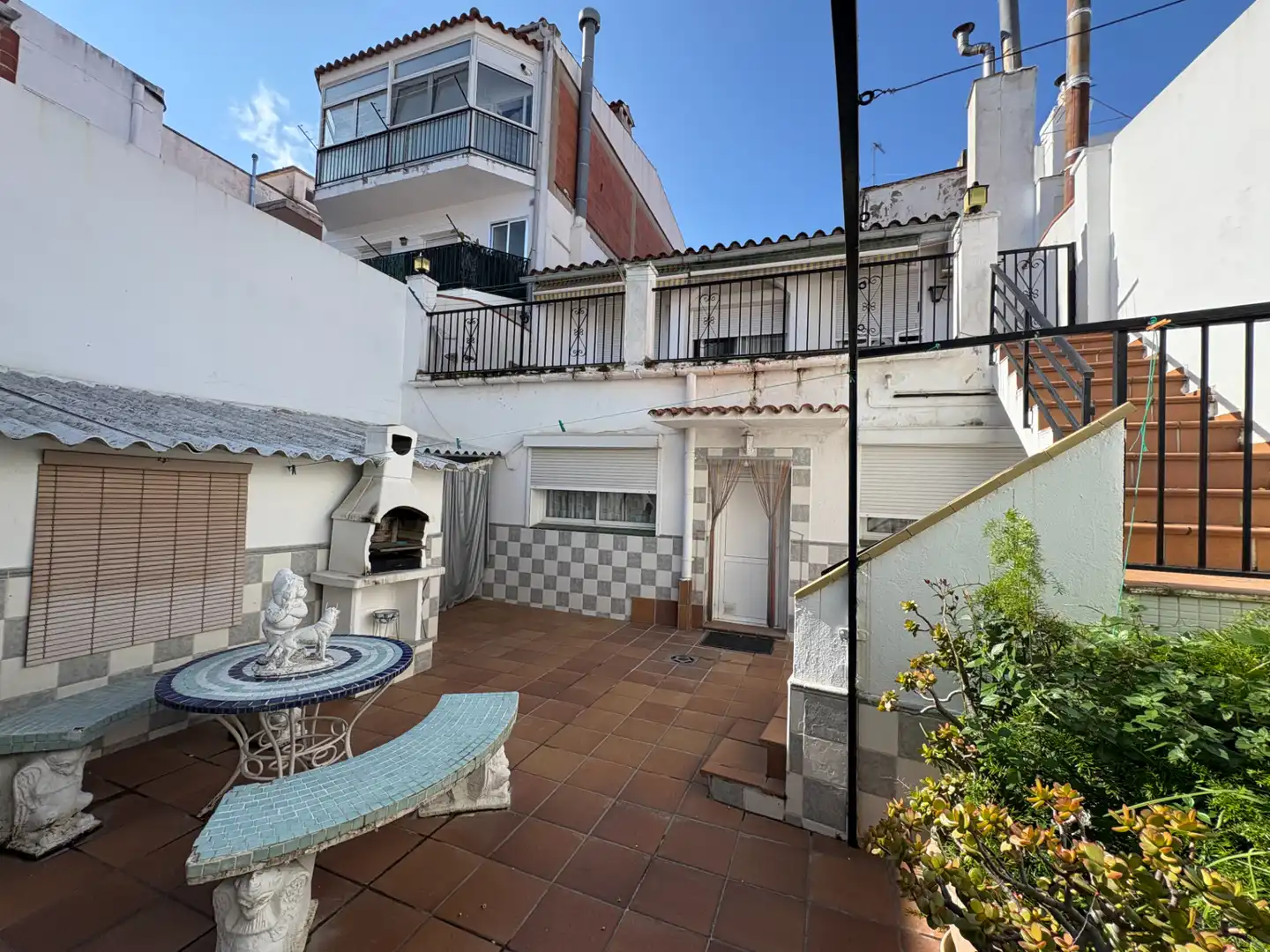 Terrasse von Einfamilien-Reihenhaus zum Verkauf in Roses mit Klimaanlage, Heizung und Terrasse