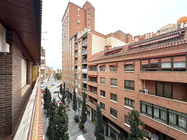 Piso en Venta en Centro - Corte Inglés