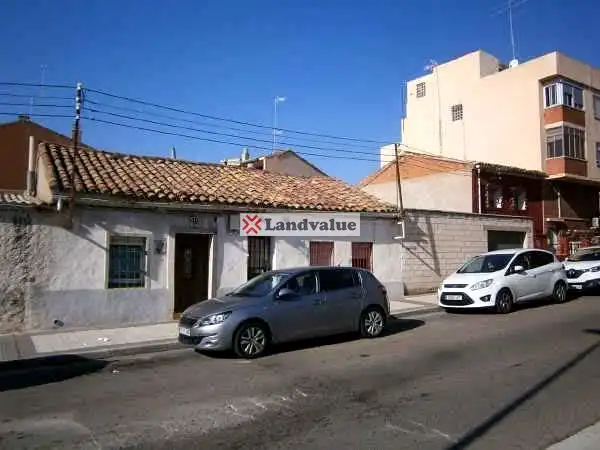 Exterior view of Residential for sale in Zaragoza