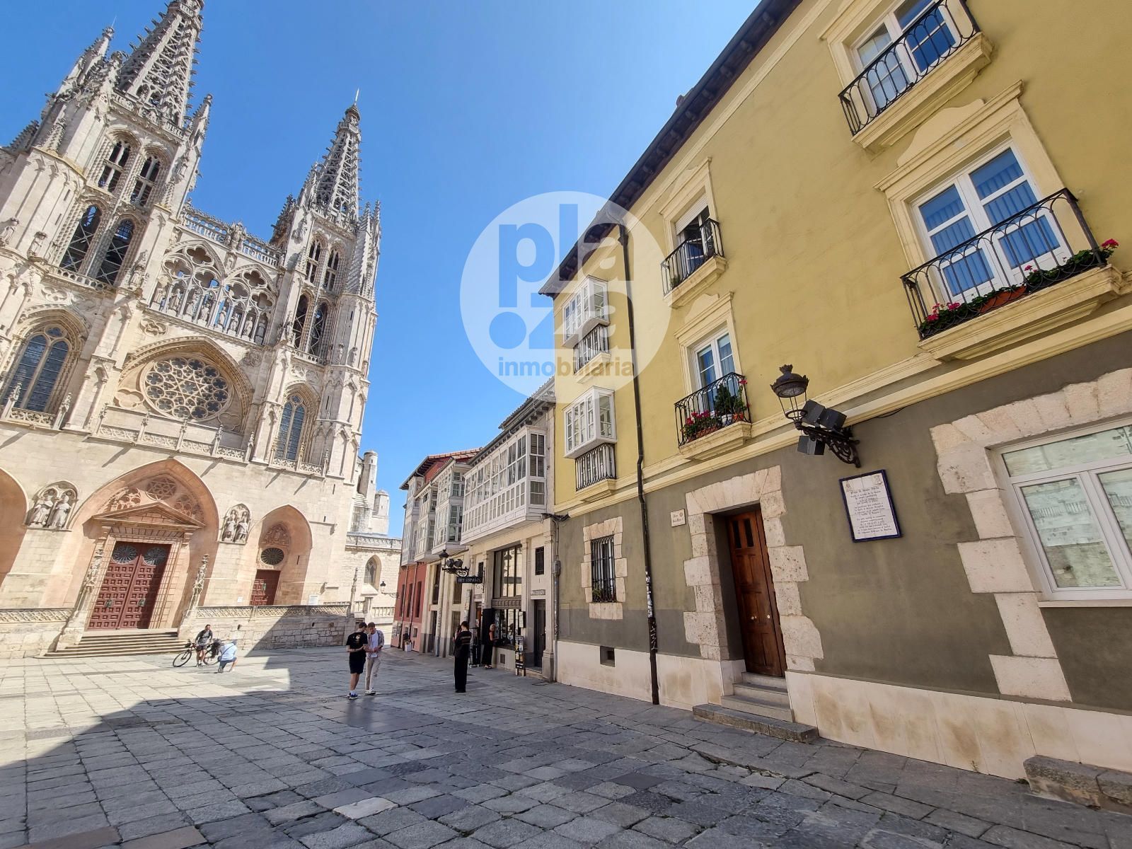Vista exterior de Àtic en venda en Burgos Capital amb Calefacció