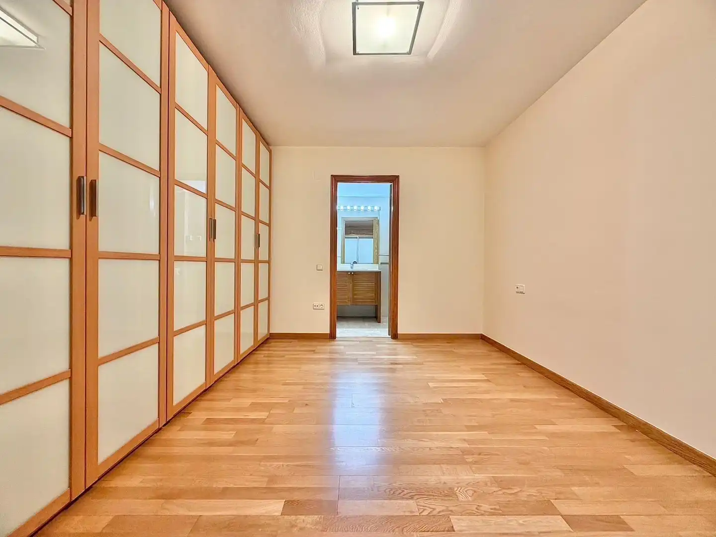 Piso de alquiler en Terrassa con Calefacción, Parquet y Balcón