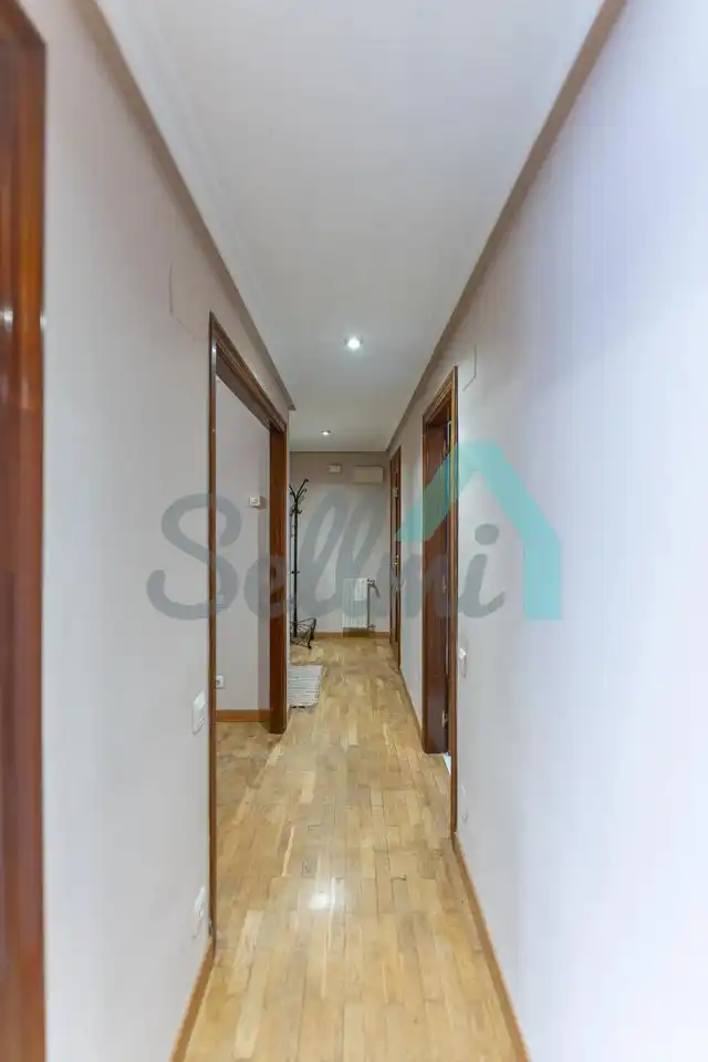 Flat for rent in Calle Luis Braille, Milán - Pumarín