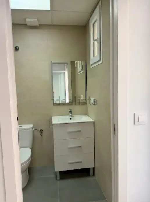 Baño de Estudio de alquiler en Sagunto / Sagunt con Amueblado, Horno y Lavadora