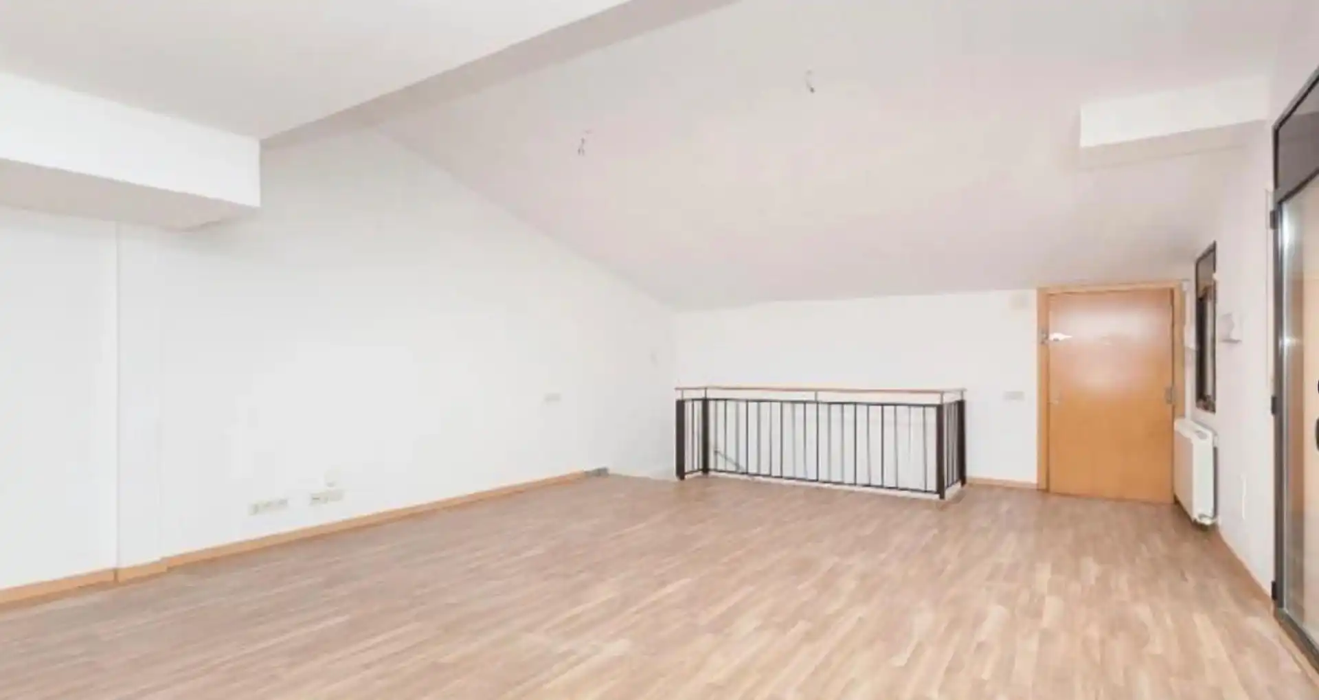 Wohnungen zum Verkauf in Ripollet mit Balkon
