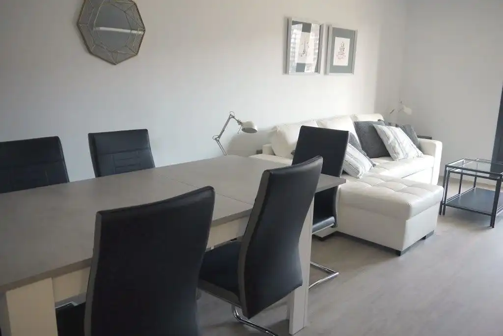 Living room of Flat for rent in Bilbao   with Heating, Terrace and Swimming Pool