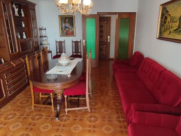 Pis amb balcó en venda a Centro
