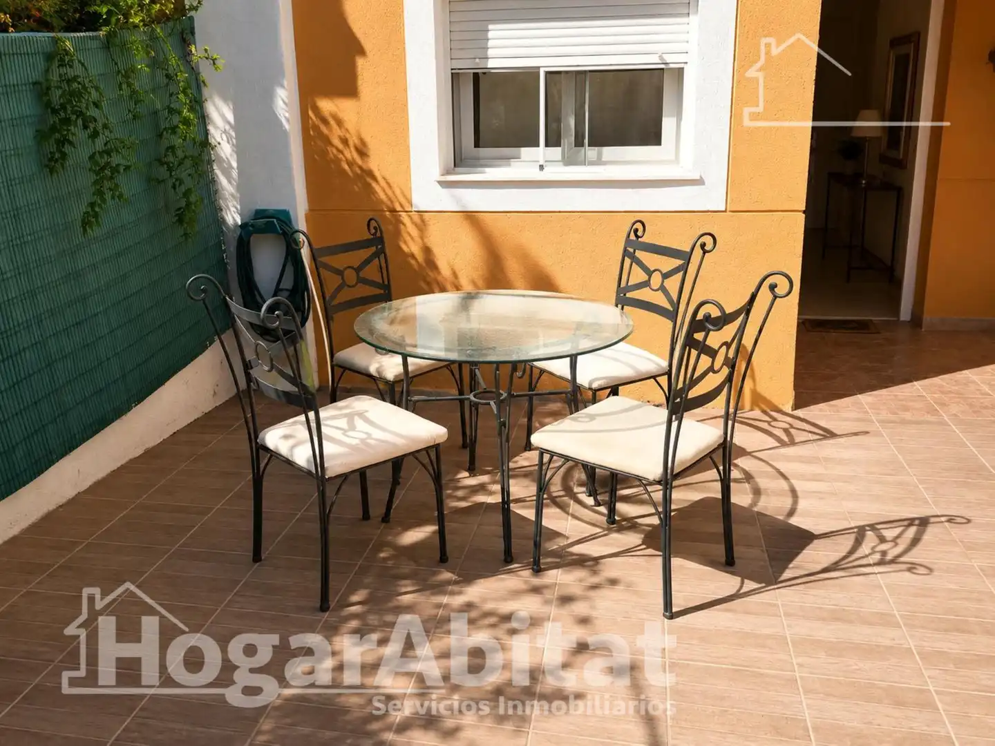 Terraza de Casa adosada en venta en Chiva con Calefacción, Terraza y Trastero