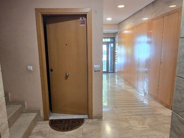 Erdgeschosswohnung mit Aufzug zum Verkauf in Creu de la Mà