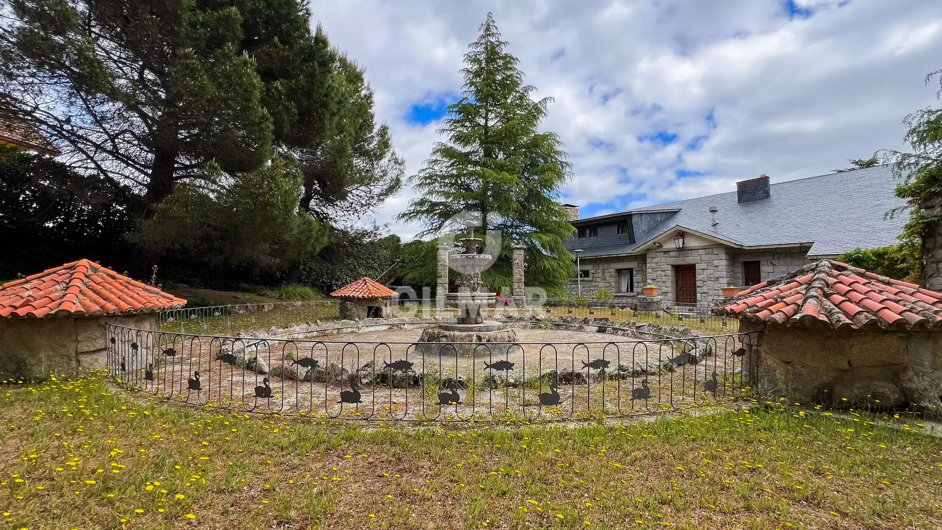 Casa o xalet en venda en Guadarrama amb Calefacció, Jardí privat i Piscina
