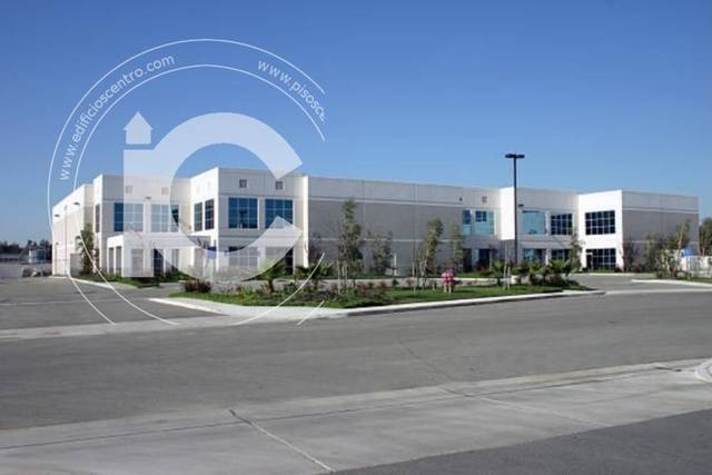 Nave industrial en Alquiler en serrezuela en Escúzar