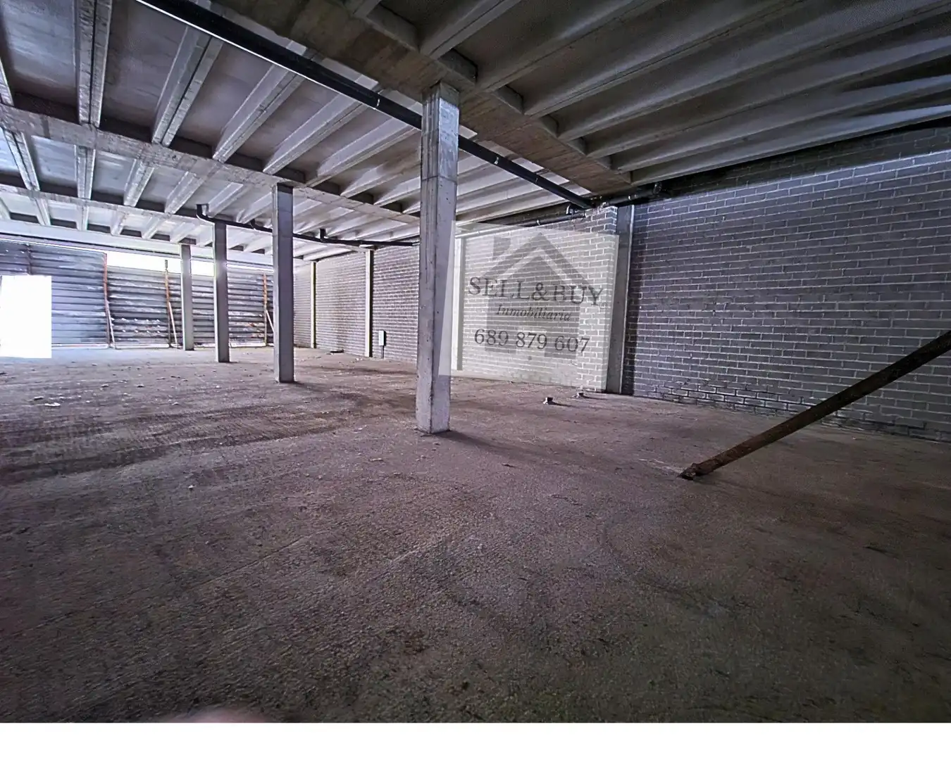 Local comercial de lloguer a Revilla, imagen 2