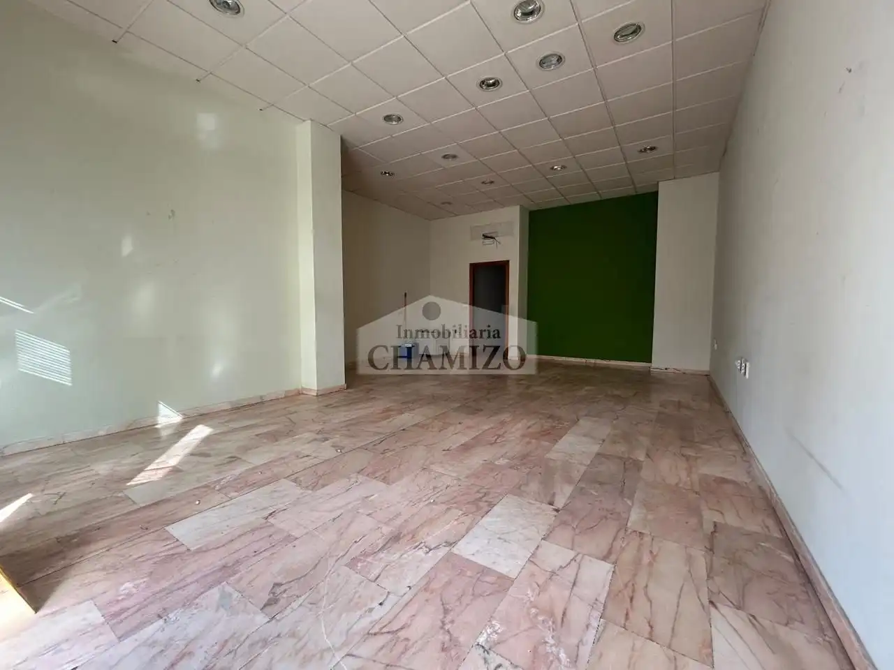 Local de alquiler en Don Benito, Badajoz
