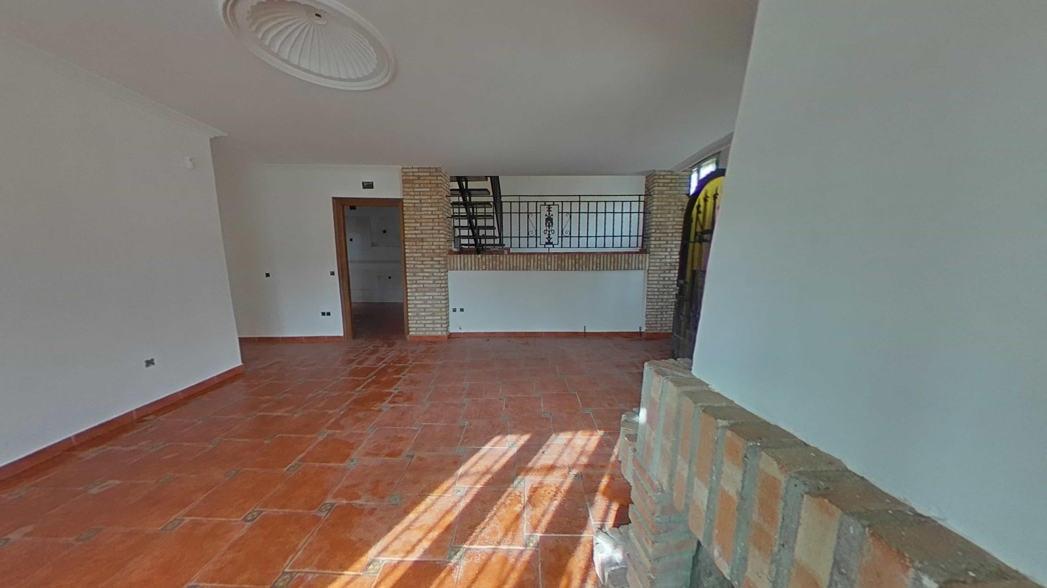 Casa adosada en venta en Mora