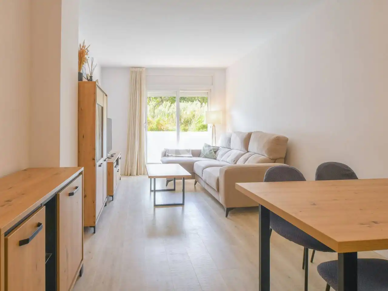 Piso con ascensor en venta en Calle Canigó, imagen 2