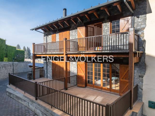 Casa adosada en Venta en Carrer Arrabal, 15 en Alp poble