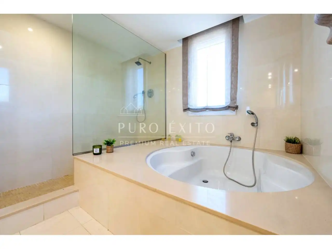 Bathroom of Houses for sale in Reus  with Air Conditioner, Heating and Private garden