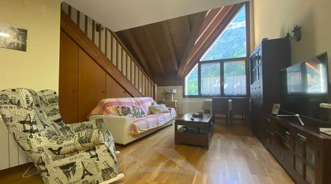 Photo 2 of Duplex for sale in Calle Major, Esterri d'Àneu, Lleida