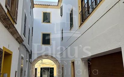 Vista exterior de Pis en venda en Ciutadella de Menorca amb Terrassa