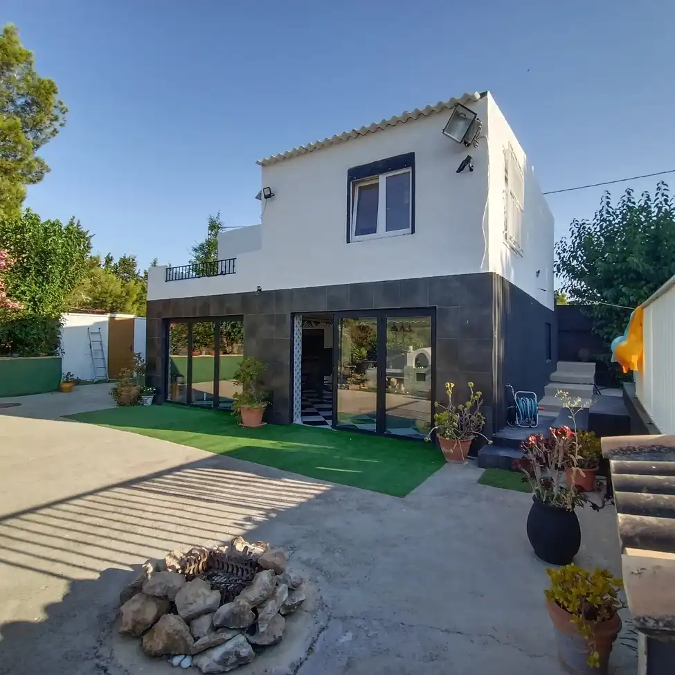 Vista exterior de Casa o xalet en venda en Murcia amb Piscina