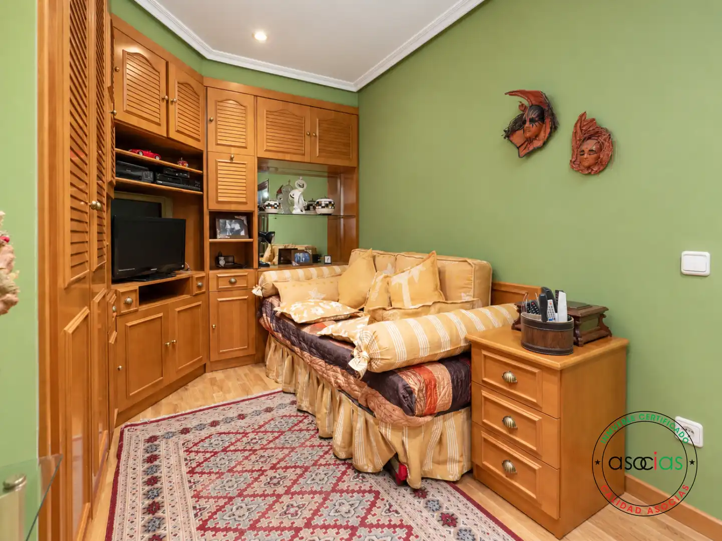 Habitación de Piso en venta en Gijón  con Calefacción y Parquet