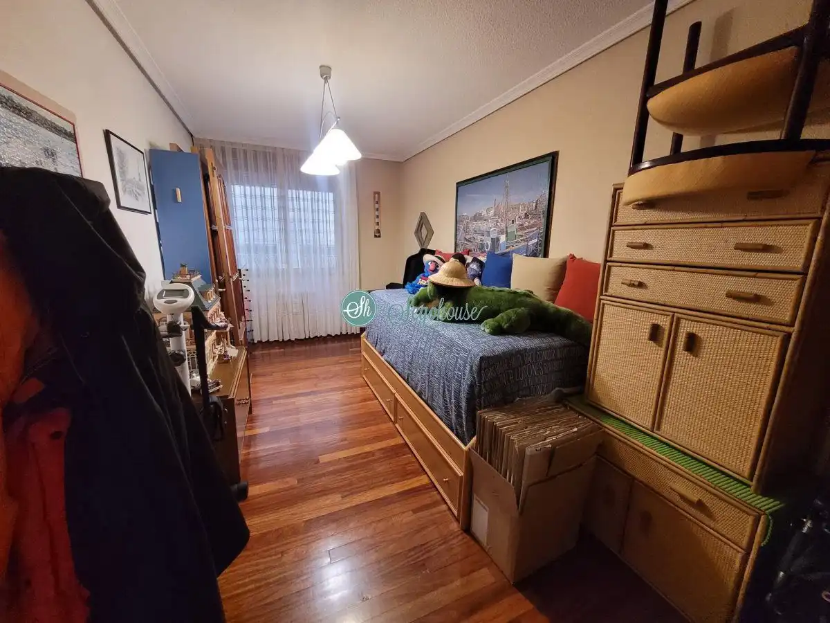 Dormitori de Pis en venda en Segovia amb Calefacció i Terrassa