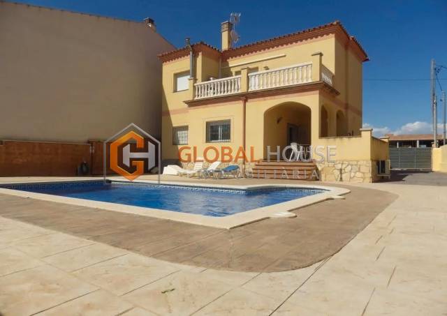 Casa-chalet en Venta en Pino Alto