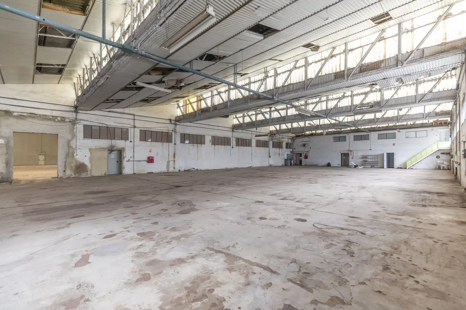 Industriegebäude zur Miete in San Antonio de Benagéber
