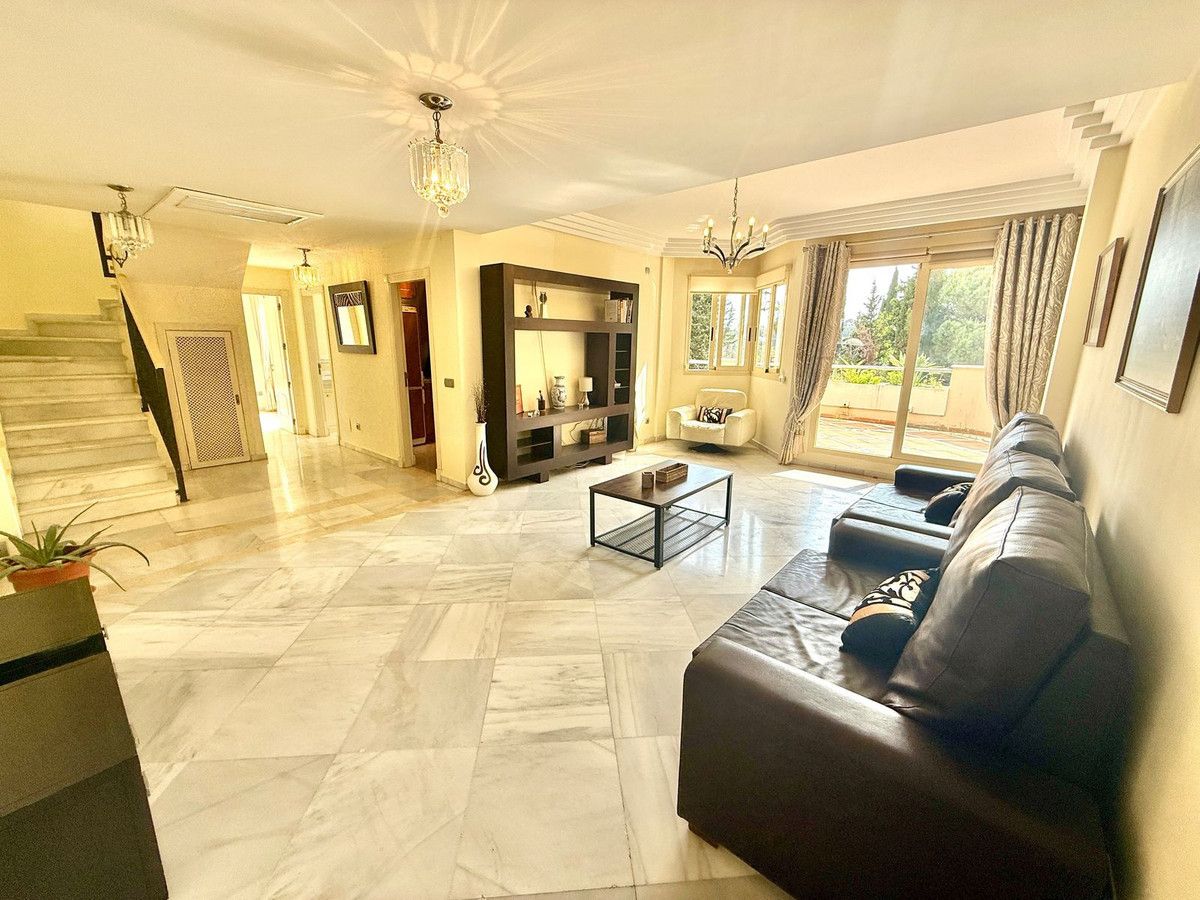 Living room of Attic for sale in Marbella  with Air Conditioner, Terrace and Storage room