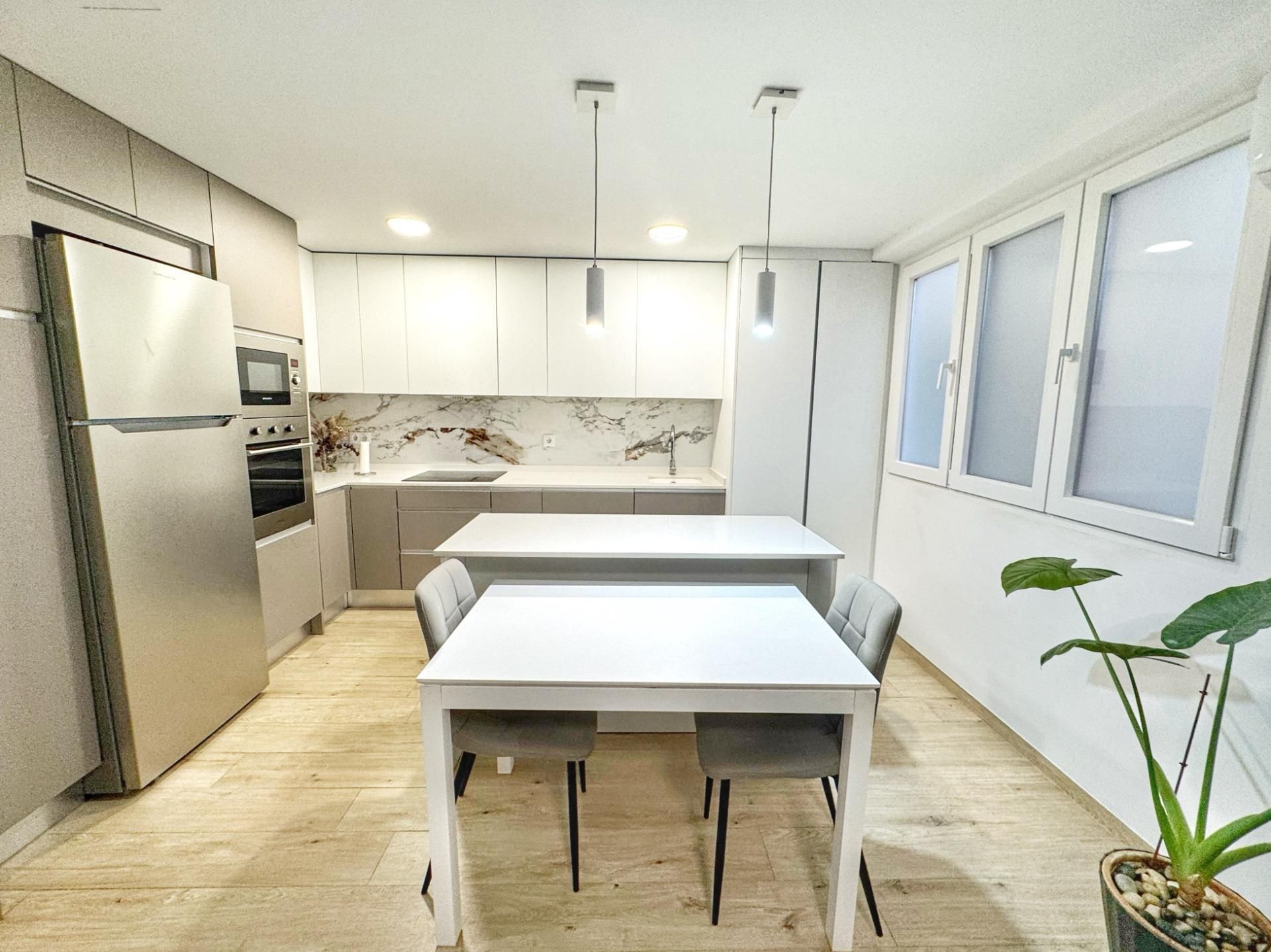 Kitchen of Flat for sale in Elda