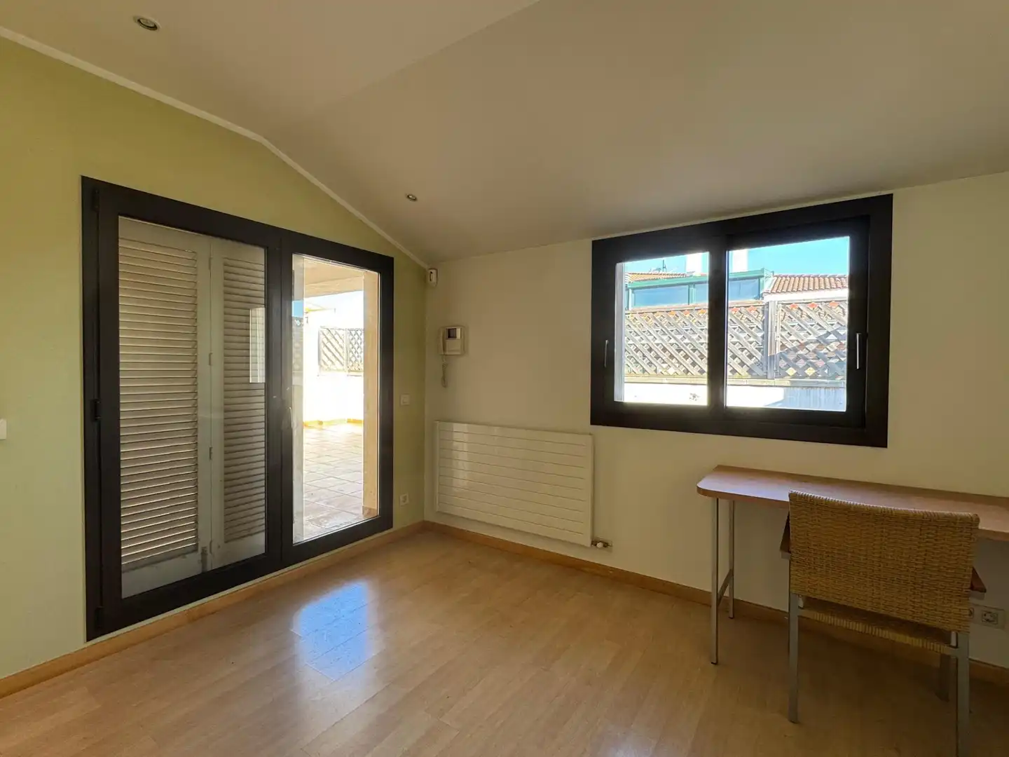 Bedroom of Attic for sale in Figueres  with Air Conditioner, Heating and Terrace