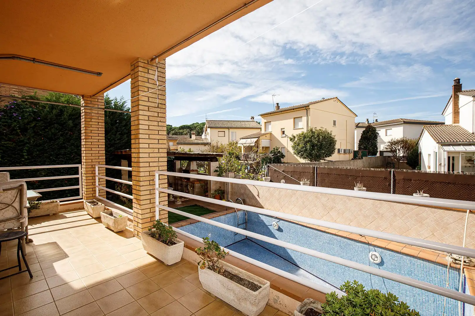 Piscina de Casa o chalet en venta en Quart con Aire acondicionado, Jardín privado y Terraza