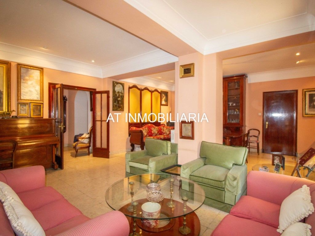 Sala d'estar de Pis en venda en  Cádiz Capital amb Terrassa