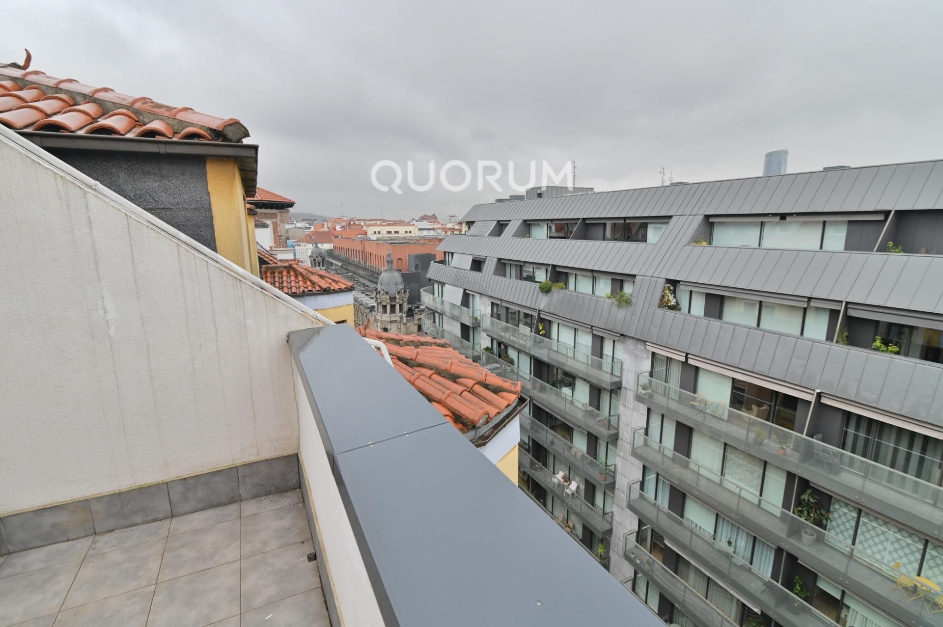 Terraza de Piso en venta en Bilbao  con Calefacción y Terraza