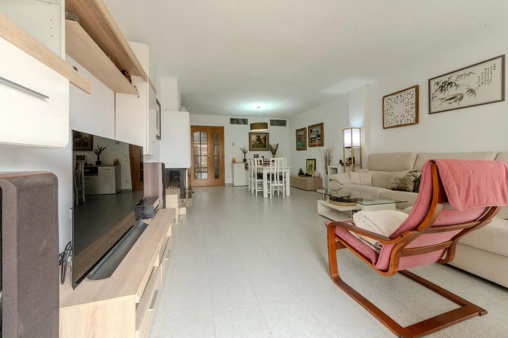 Sala d'estar de Casa o xalet en venda en Castellar del Vallès amb Aire condicionat, Calefacció i Jardí privat
